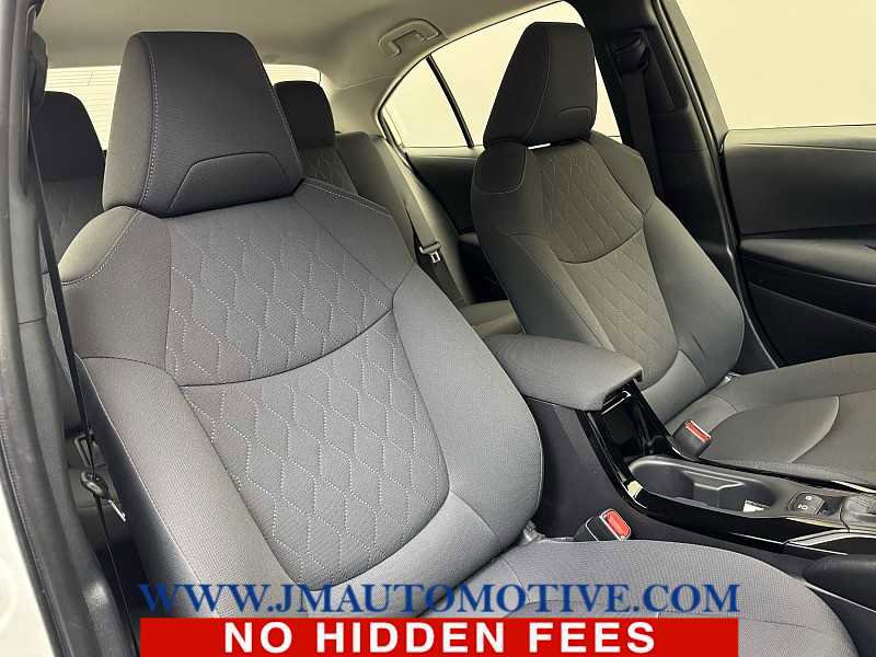 Used 2020 Toyota Corolla LE FWD image 20