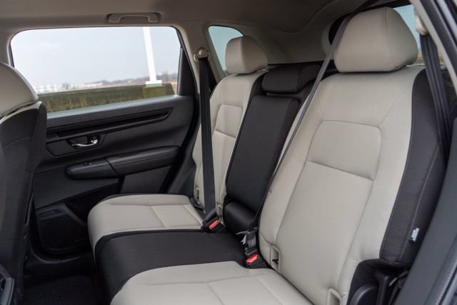 Used 2025 Honda CR-V EX image 17