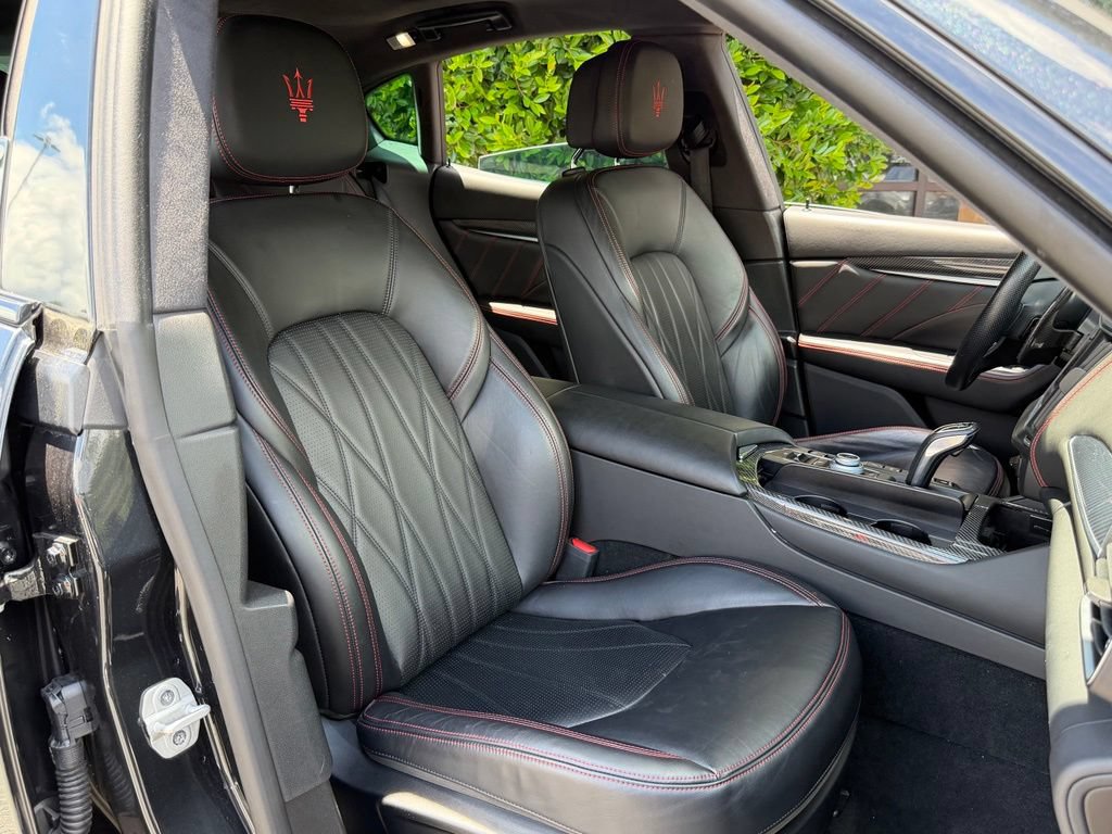 Used 2022 Maserati Levante Modena AWD/4WD image 35