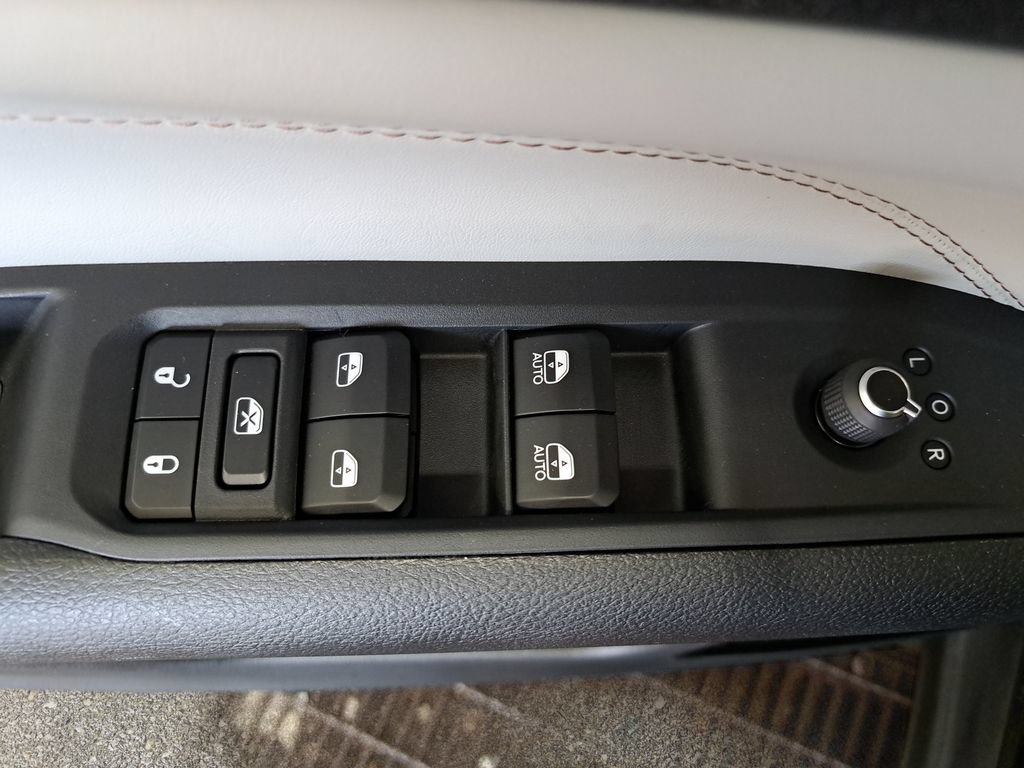 Certified 2023 Jeep Compass Limited AWD/4WD image 26