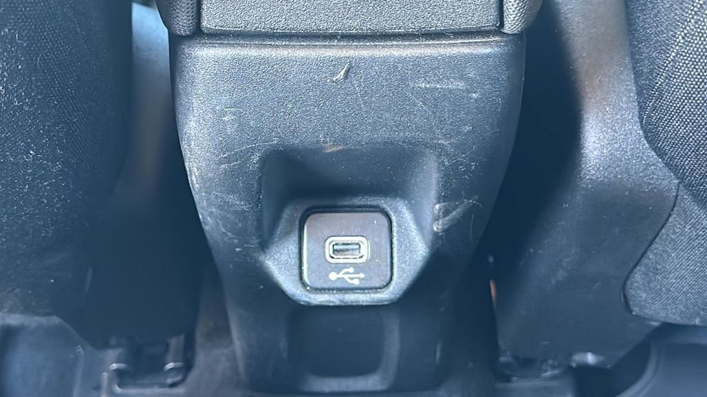 Used 2018 Jeep Renegade Latitude image 22