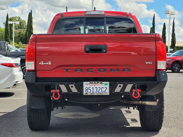 Used 2017 Toyota Tacoma SR5 w/ Tow Package AWD/4WD image 7