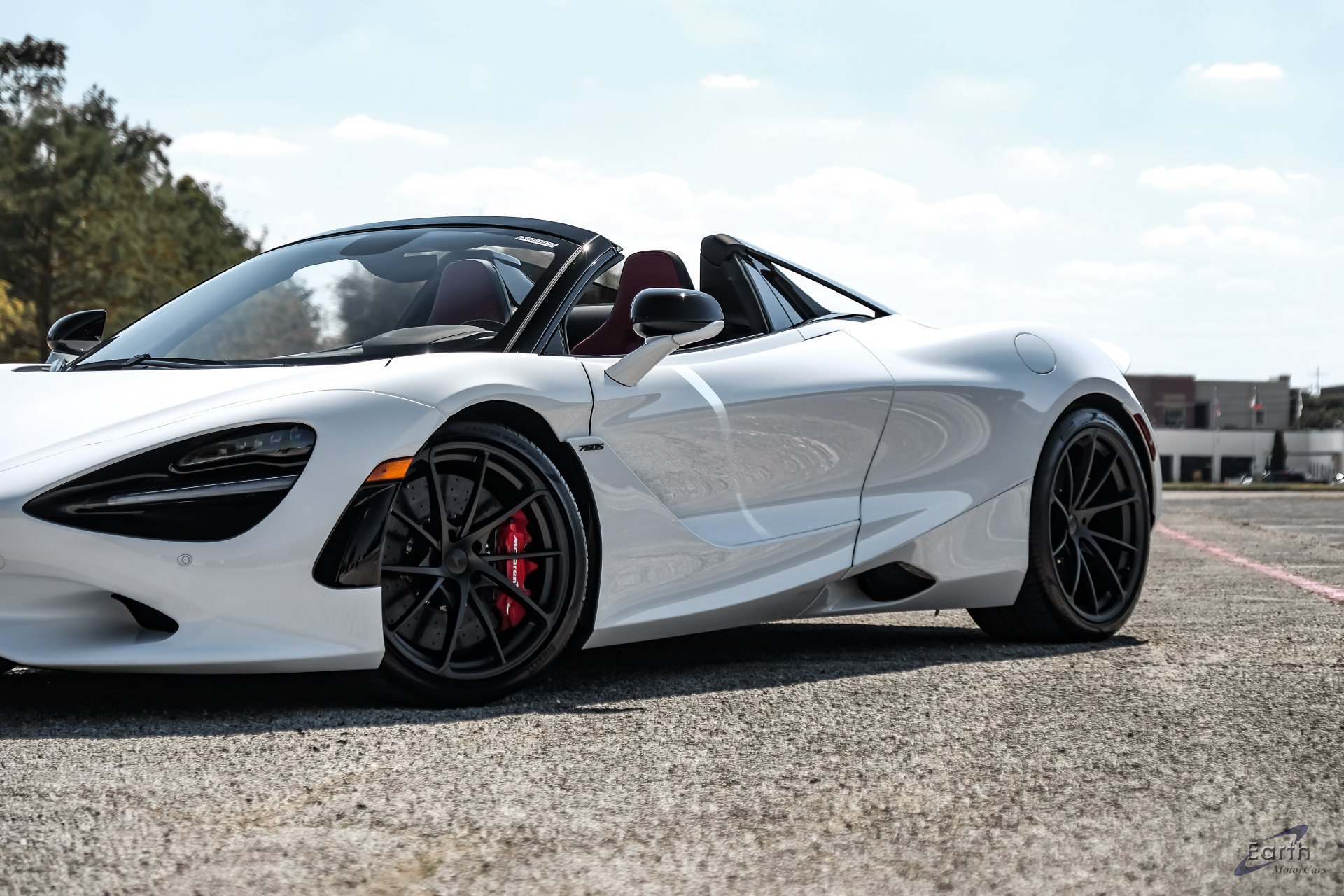 Used 2025 McLaren 750S Spider RWD image 10
