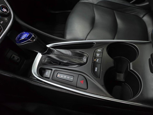 Used 2018 Chevrolet Volt Premier w/ Driver Confidence Package FWD image 26