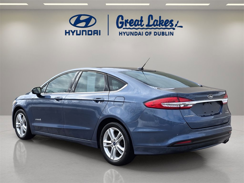 Used 2018 Ford Fusion SE image 3