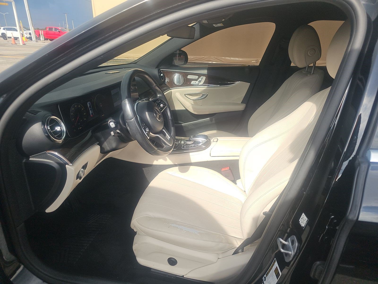Used 2019 Mercedes-Benz E 300 w/ Premium 1 Package image 7