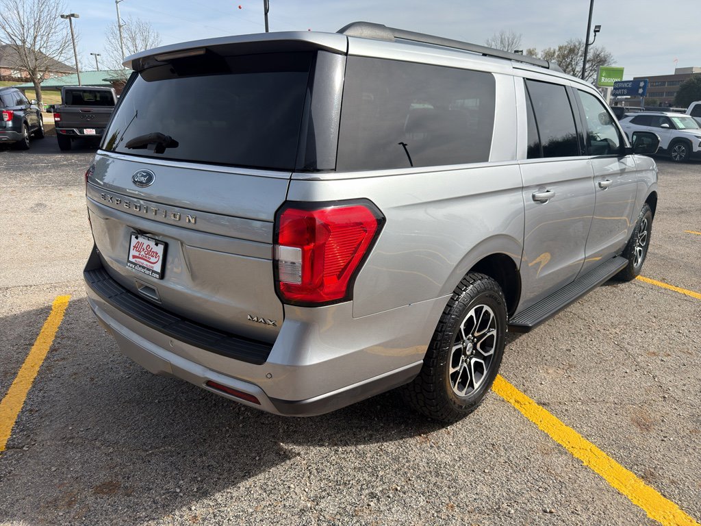 Used 2024 Ford Expedition Max XLT image 5