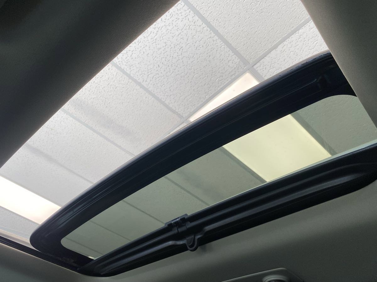 Used 2012 Buick Enclave Leather image 16