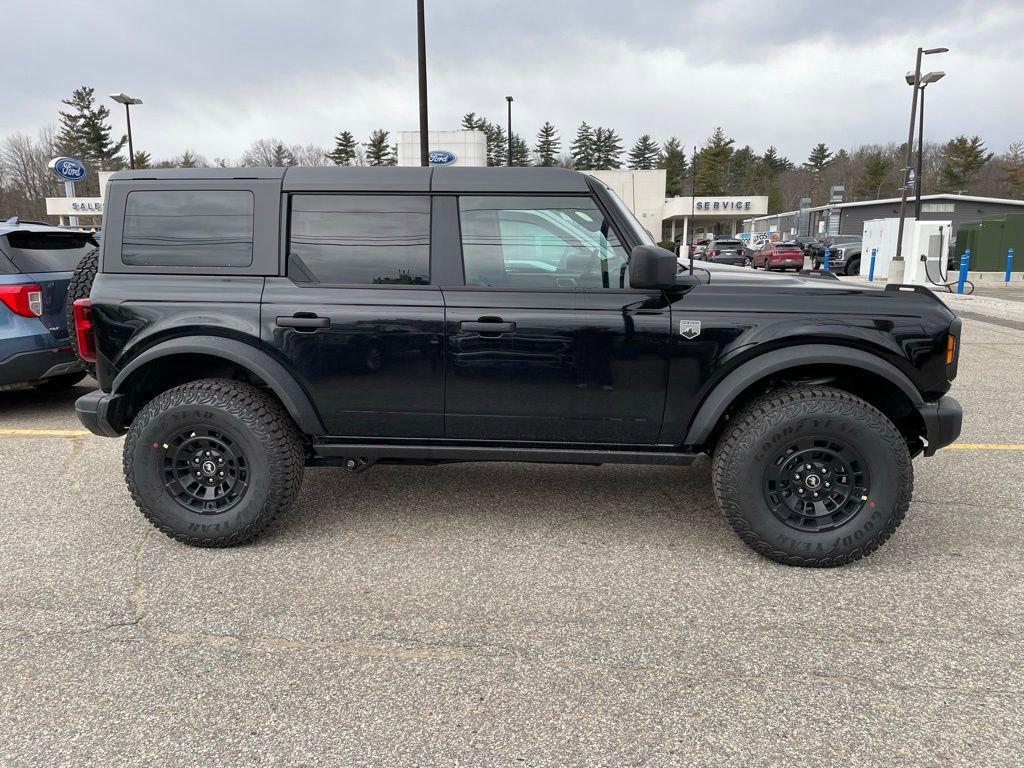 New 2026 Ford Bronco Big Bend w/ Black Diamond Package image 3