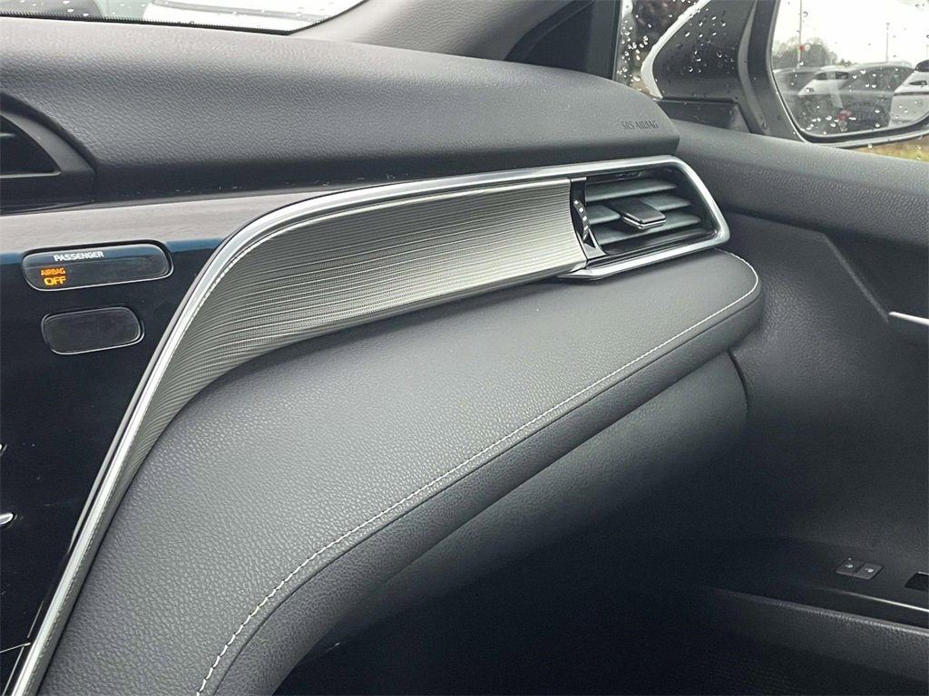 Used 2018 Toyota Camry SE image 29