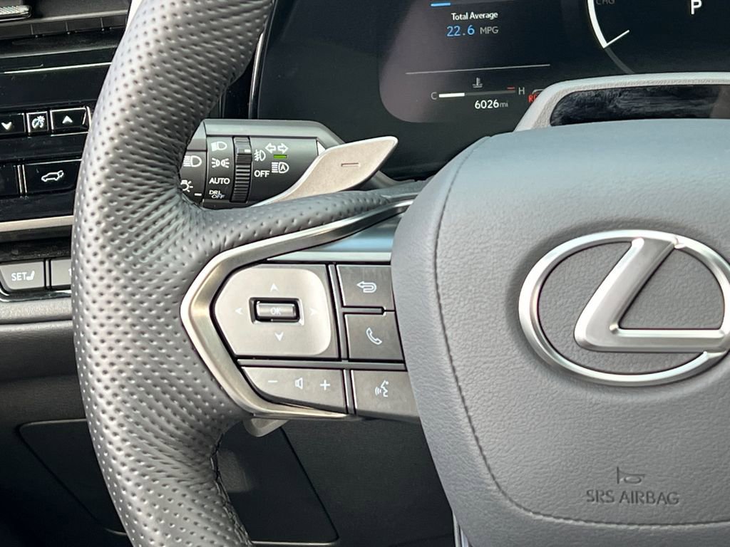 Certified 2026 Lexus TX 500h AWD w/ Technology Package image 20