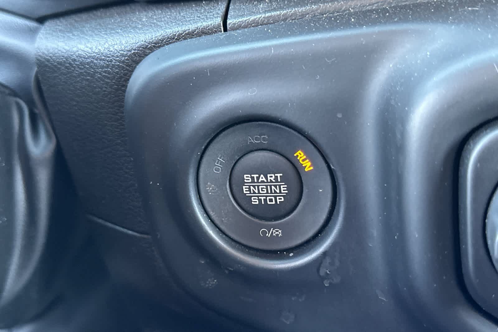 Used 2023 Jeep Wrangler Sport AWD/4WD image 22