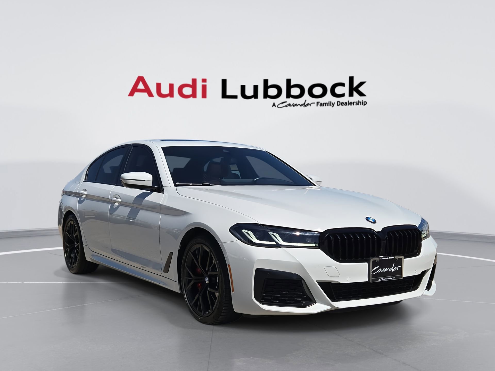 Used 2023 BMW 530i xDrive w/ M Sport Package AWD/4WD image 1
