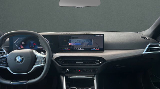 Used 2025 BMW 330i Sedan image 9