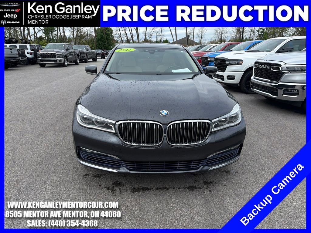 Used 2017 BMW 750i xDrive AWD/4WD image 2
