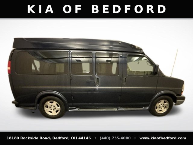 Used 2007 Chevrolet Express 1500 w/ Preferred Equipment Group RWD image 4