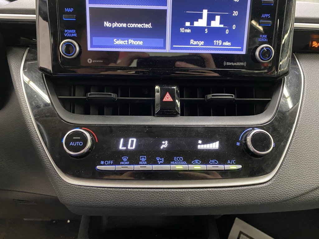 Used 2022 Toyota Corolla LE image 18