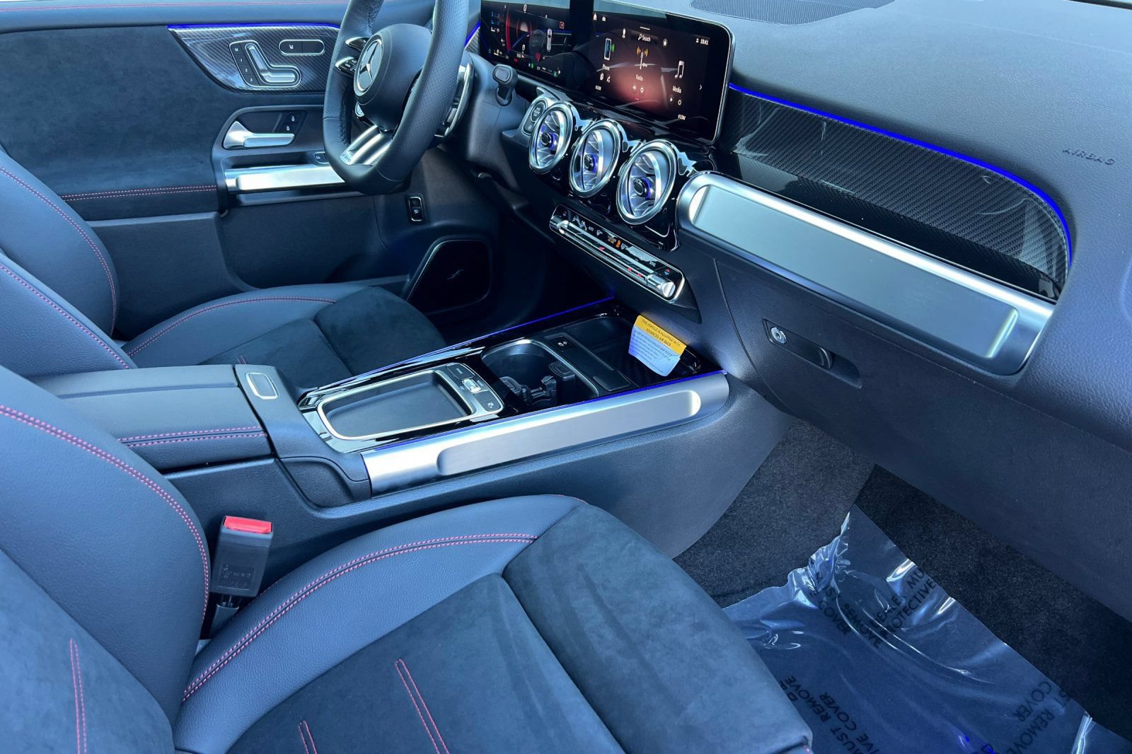 New 2026 Mercedes-Benz GLB 35 AMG 4MATIC image 18