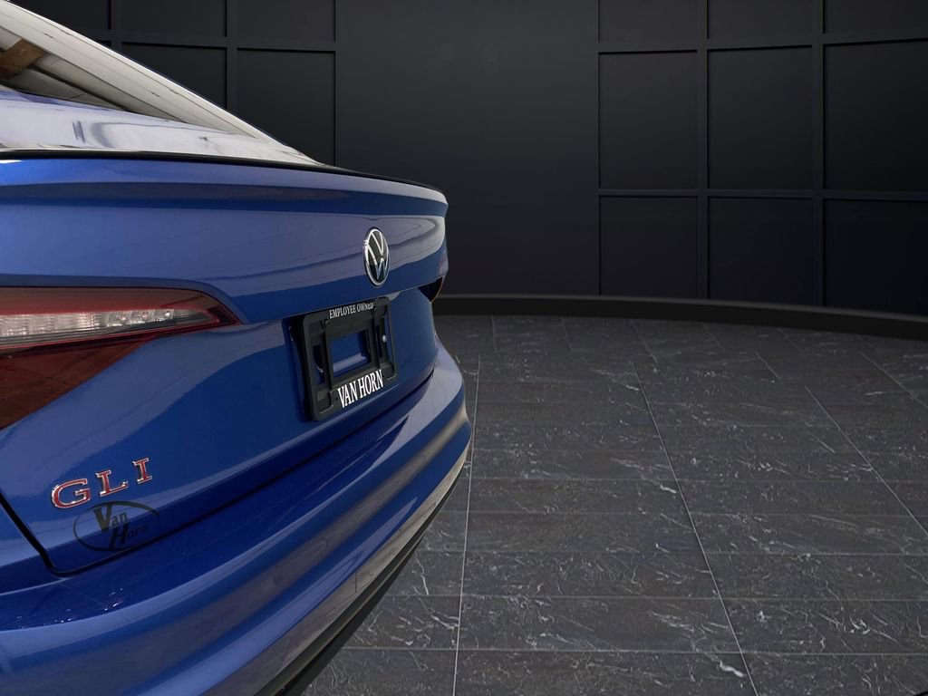 Used 2024 Volkswagen Jetta GLI 40th Anniversary Edition image 32