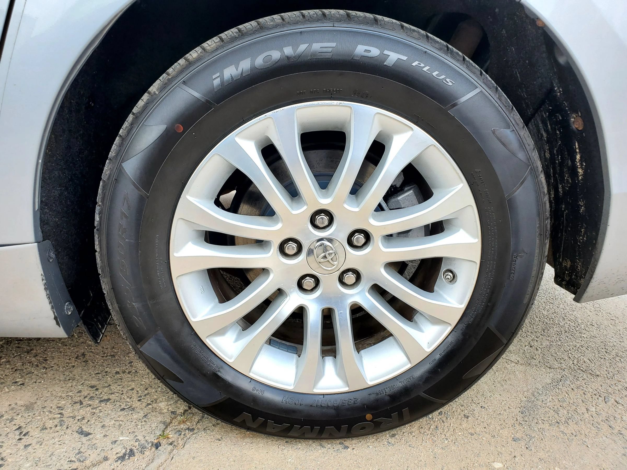 Used 2015 Toyota Sienna XLE FWD image 53