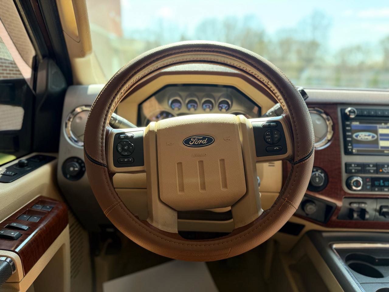 Used 2012 Ford F250 King Ranch w/ FX4 Off Road Pkg image 27