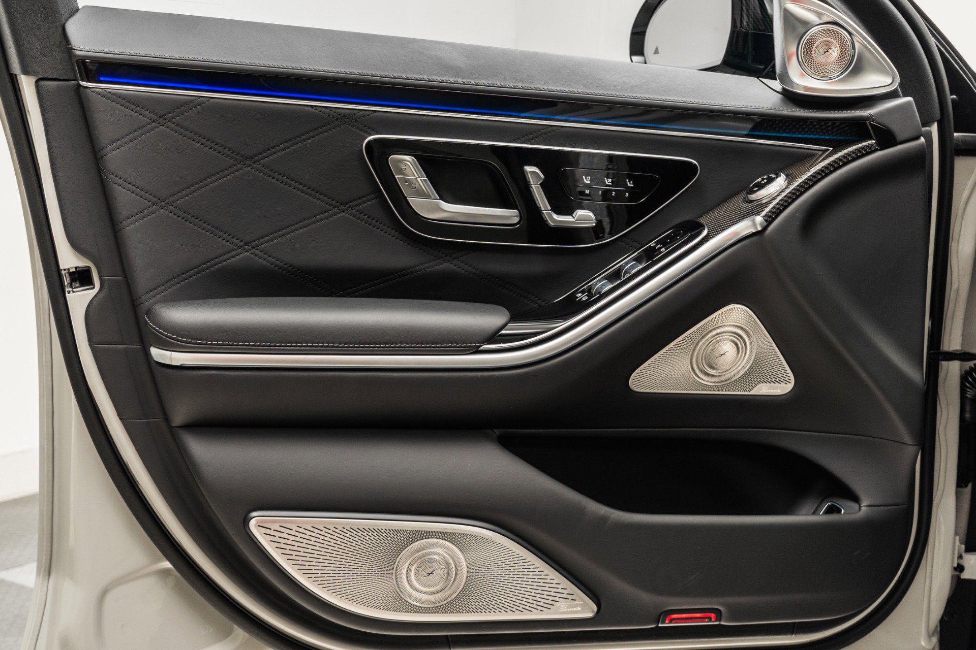 Used 2025 Mercedes-Benz S 63 AMG S image 43