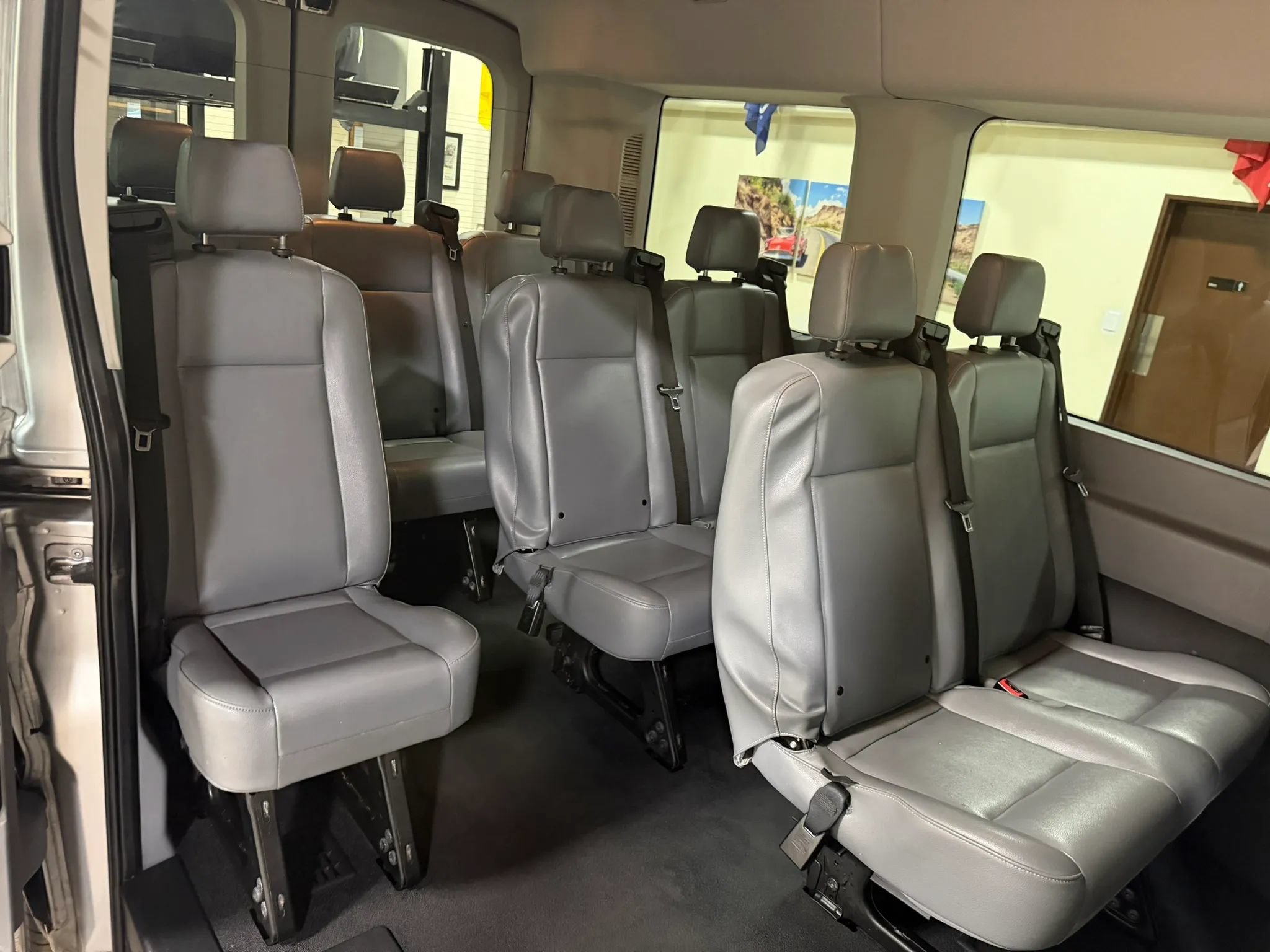 Used 2019 Ford Transit 150 XL RWD image 28
