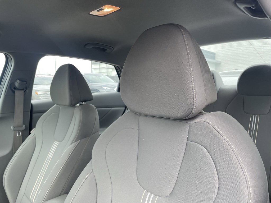 Used 2024 Hyundai Elantra SEL image 22