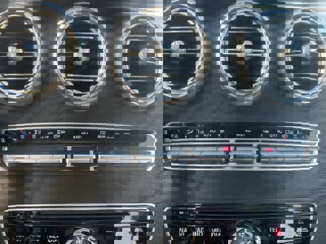 Used 2017 Mercedes-Benz C 300 Sedan image 30