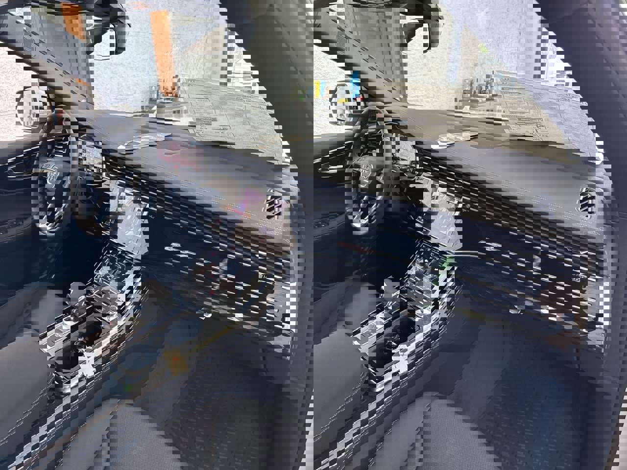 New 2025 Audi Q8 Premium Plus image 57