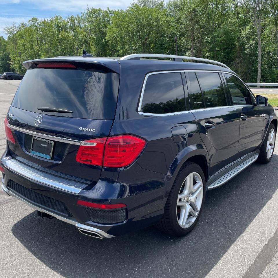 Used 2016 Mercedes-Benz GL 550 4MATIC image 5