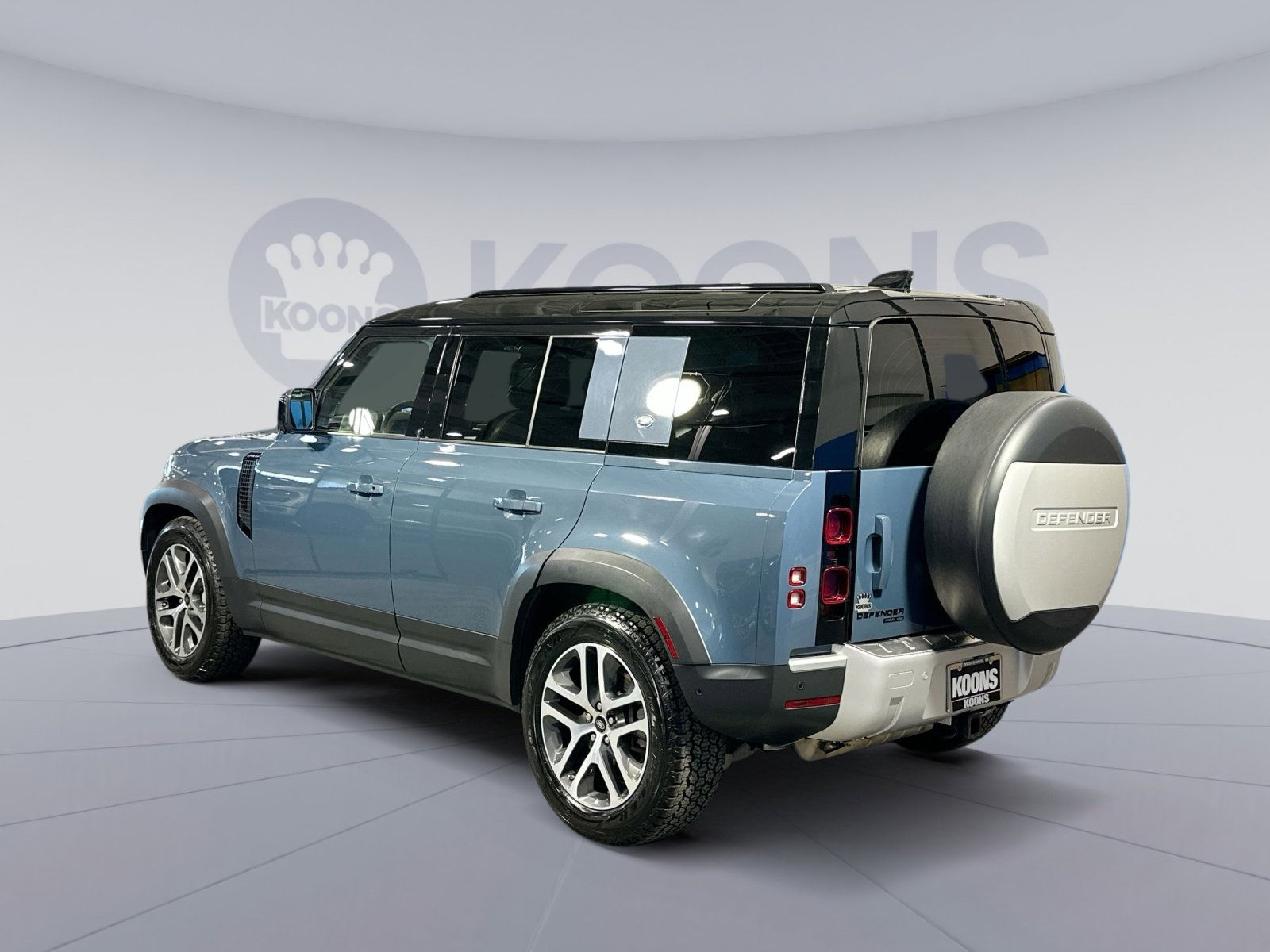 Used 2020 Land Rover Defender 110 HSE image 4