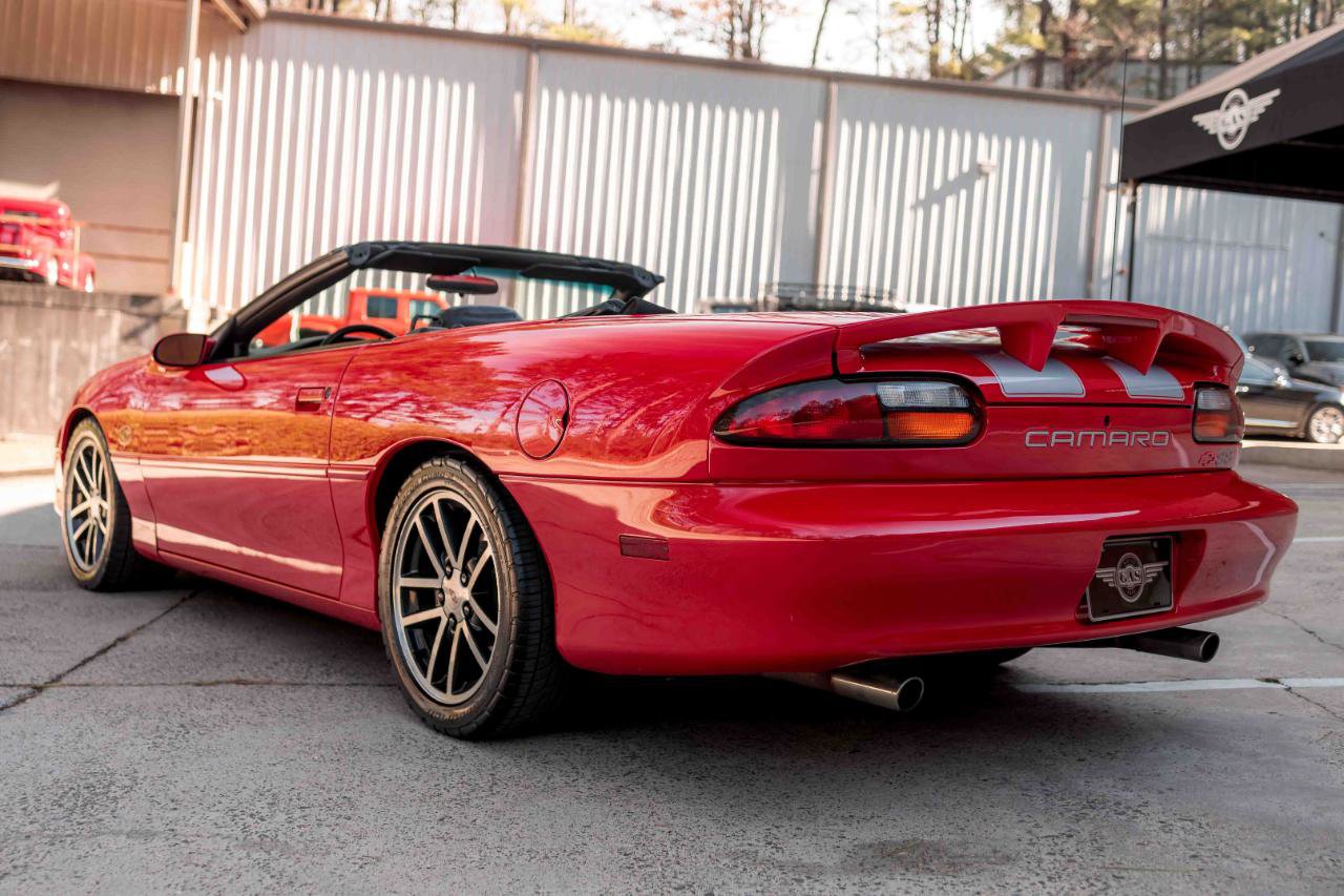 Used 2002 Chevrolet Camaro Z28 w/ SS Performance/Appearance Pkg image 10