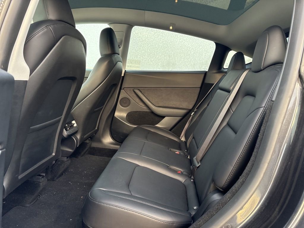 Used 2024 Tesla Model Y Long Range image 15