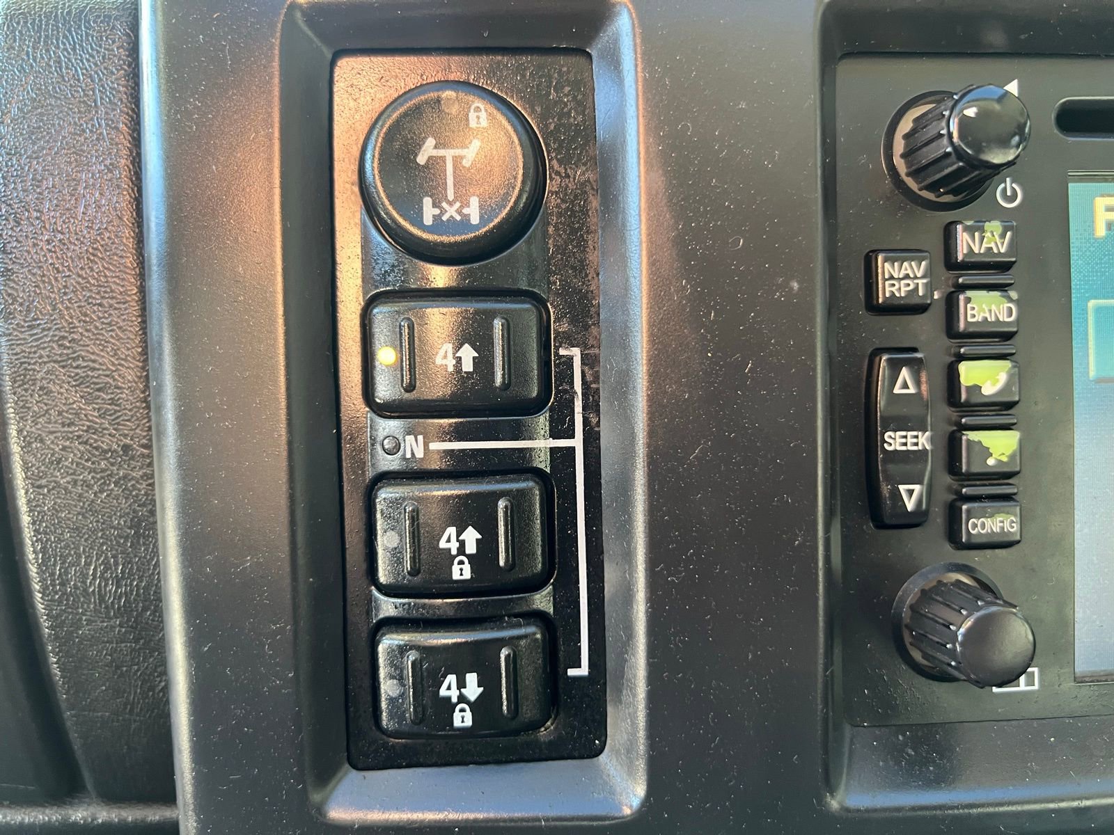 Used 2005 HUMMER H2 w/ Preferred Equipment Group image 37