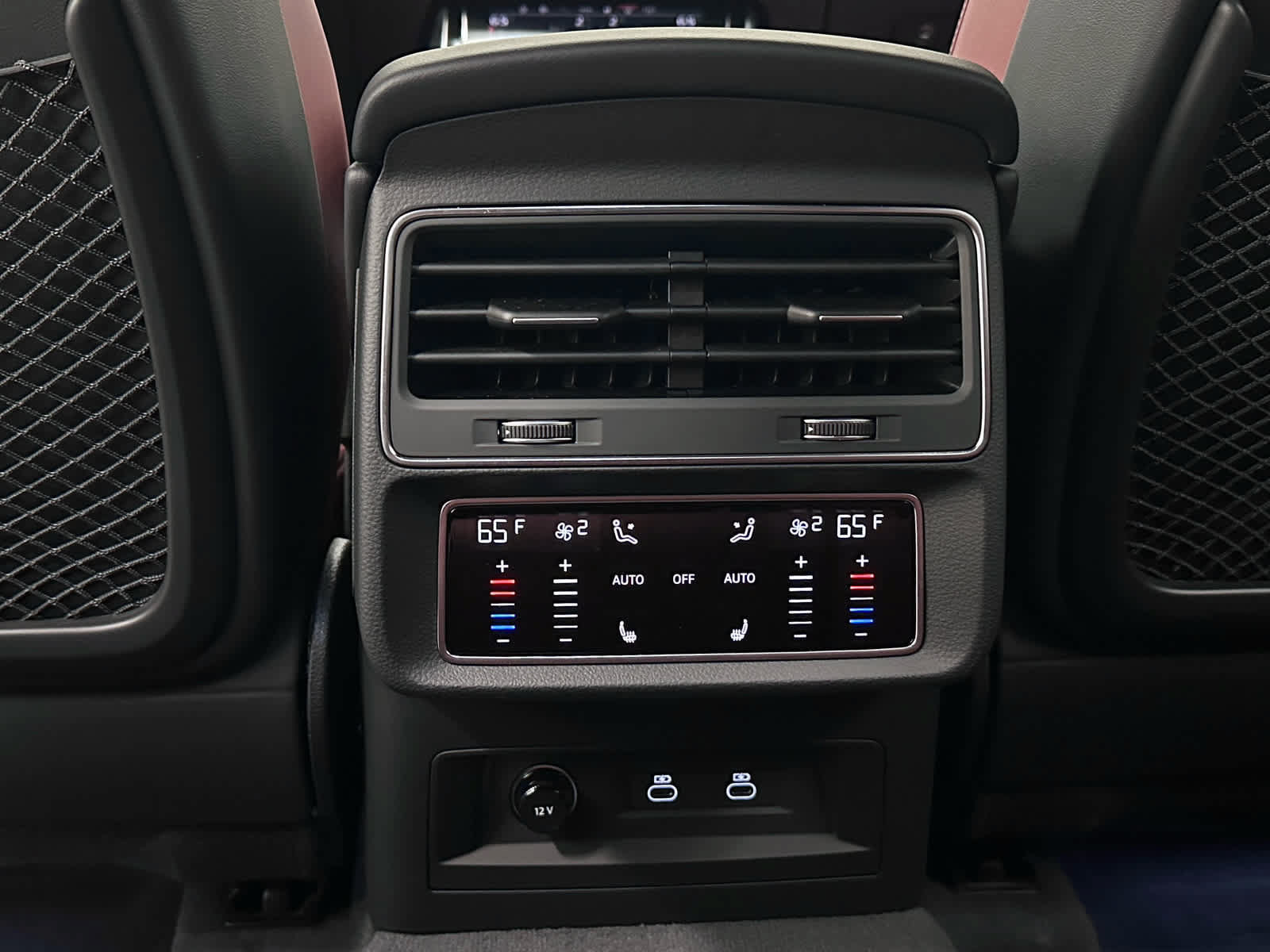 Used 2026 Audi SQ8 Prestige AWD/4WD image 41