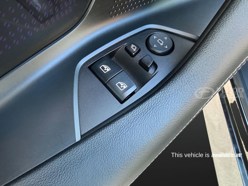 Used 2022 BMW 230i Coupe w/ Convenience Package image 9
