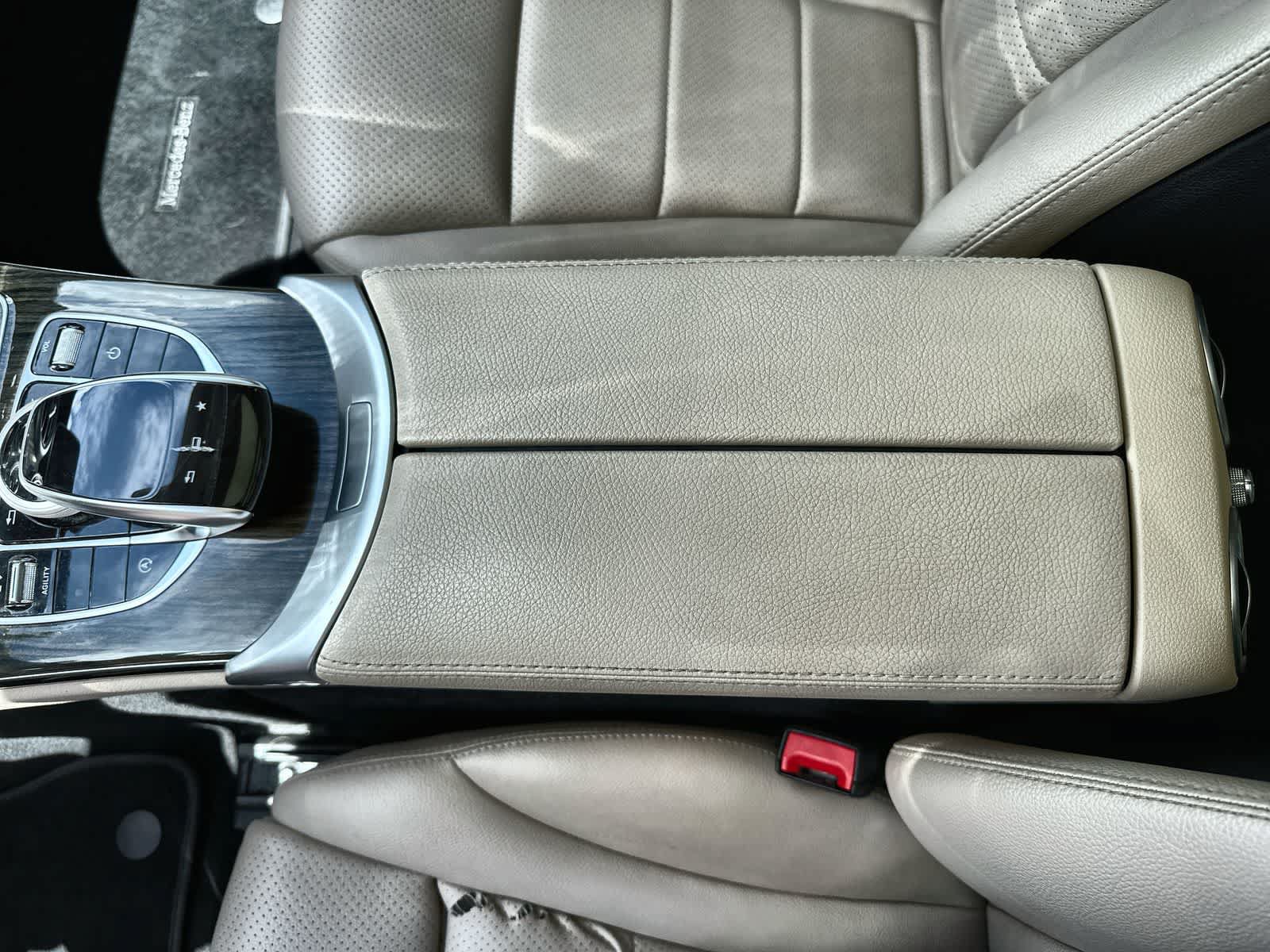 Used 2015 Mercedes-Benz C 300 Sedan image 21