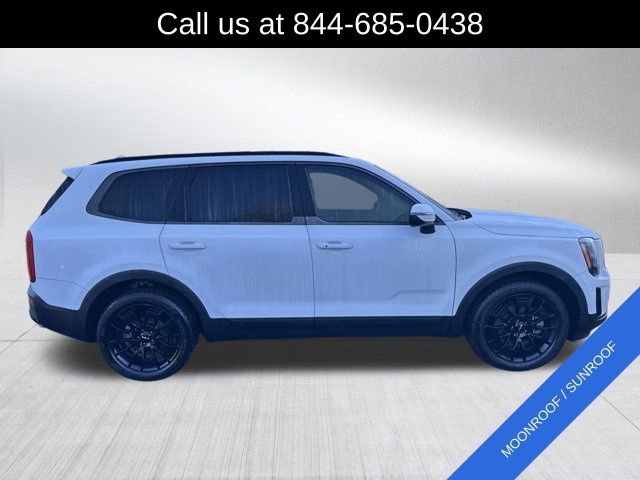 Used 2022 Kia Telluride EX w/ EX Premium Package image 4