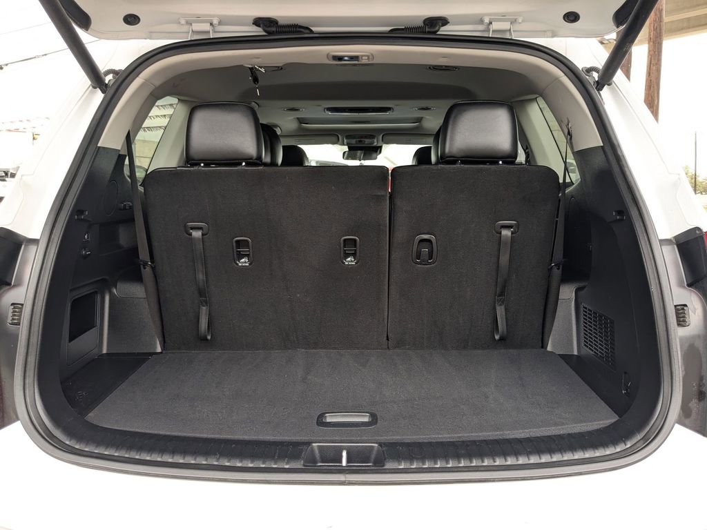 Used 2025 Kia Telluride S image 18