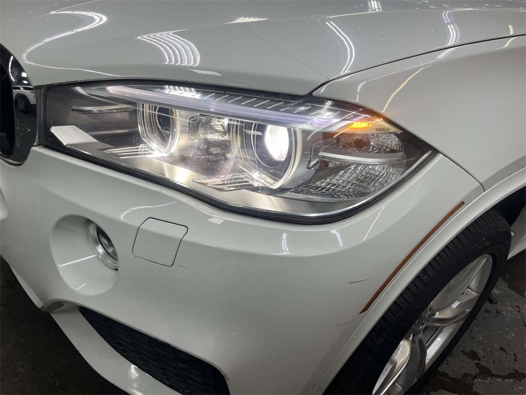 Used 2015 BMW X5 xDrive35i image 9