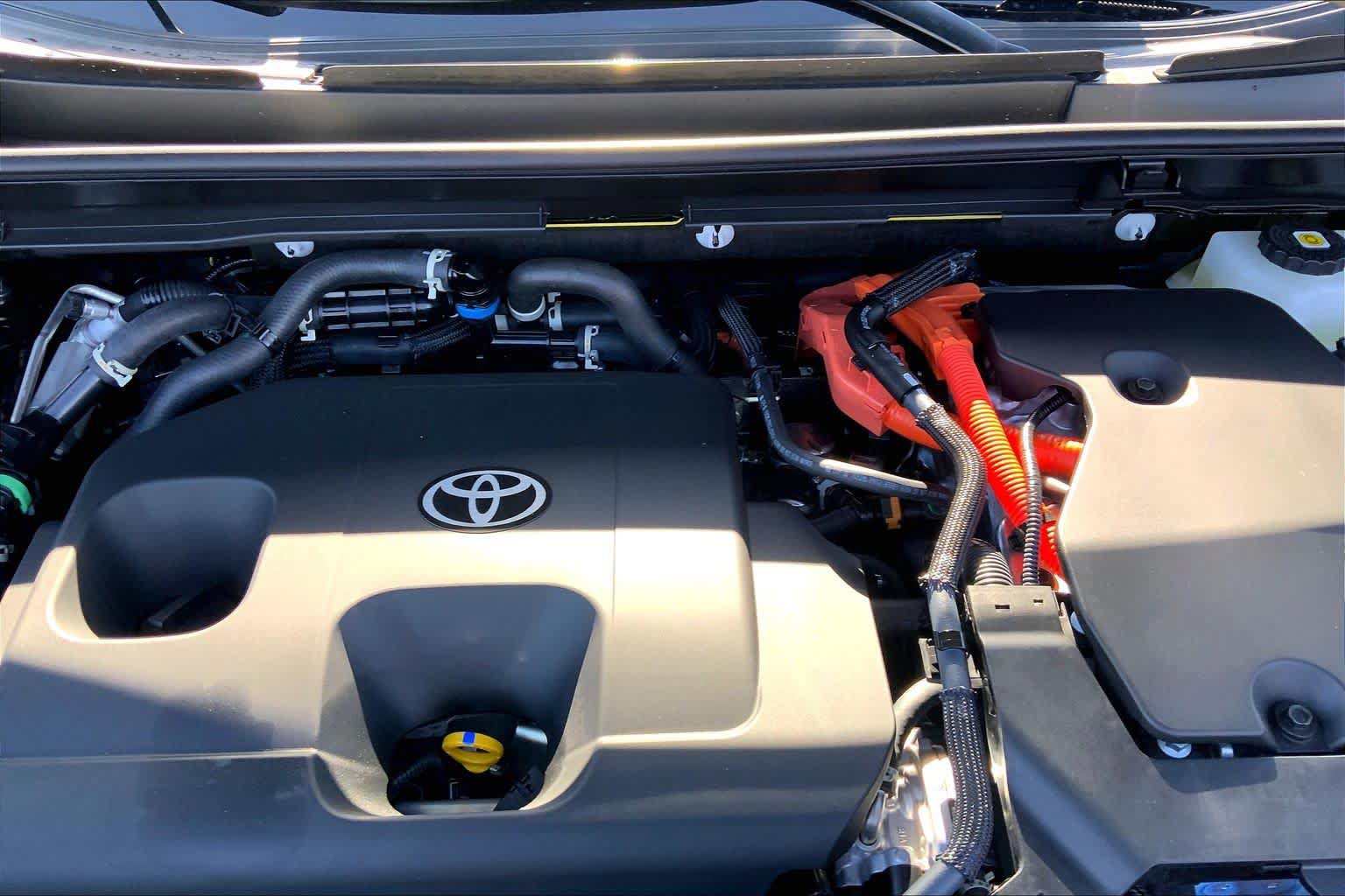 New 2026 Toyota RAV4 XSE w/ Panoramic Sun Roof Package AWD/4WD image 15