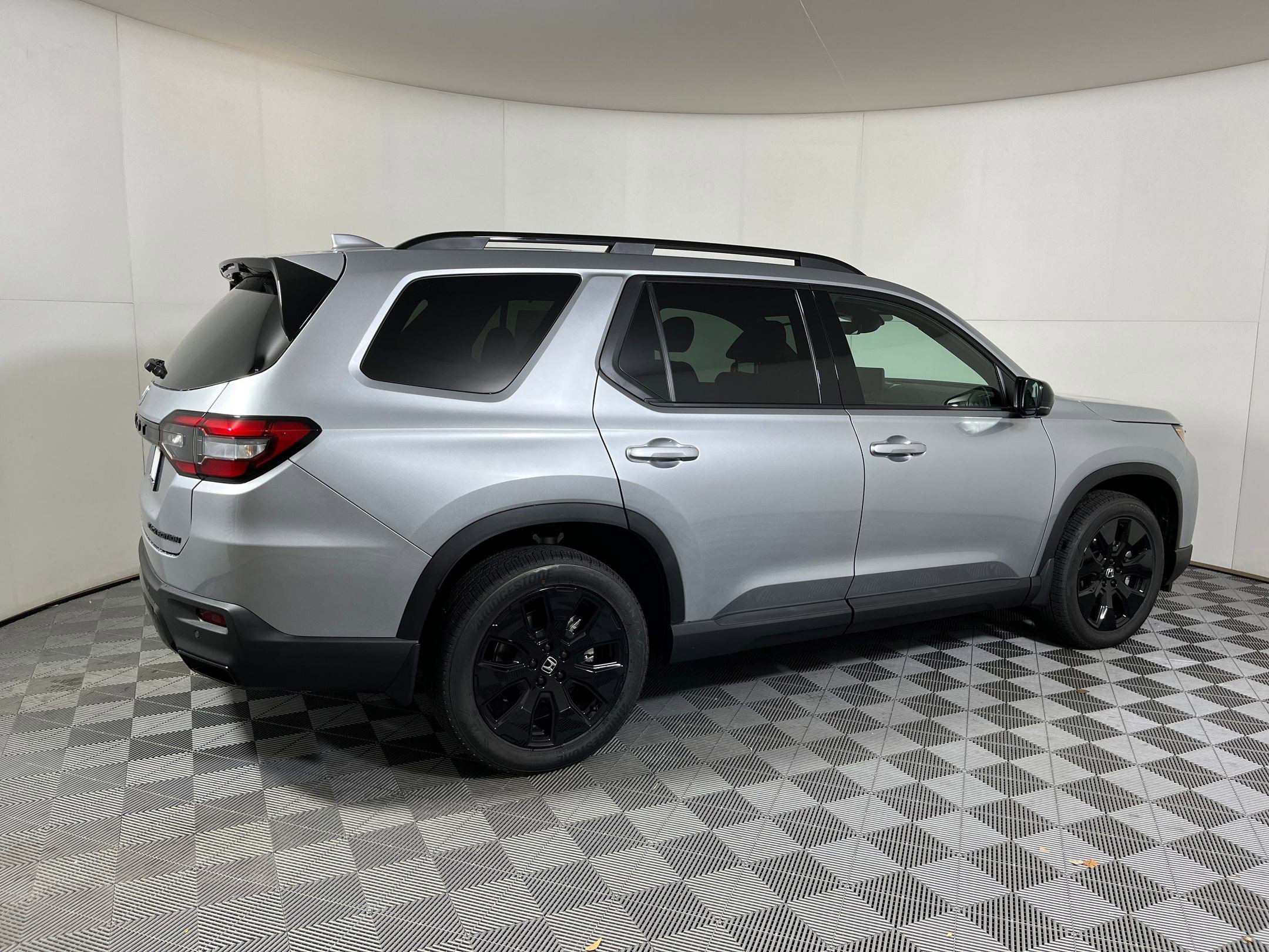 New 2026 Honda Pilot Black Edition image 19