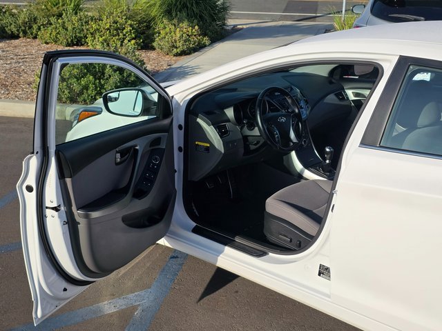 Used 2016 Hyundai Elantra Sport image 41