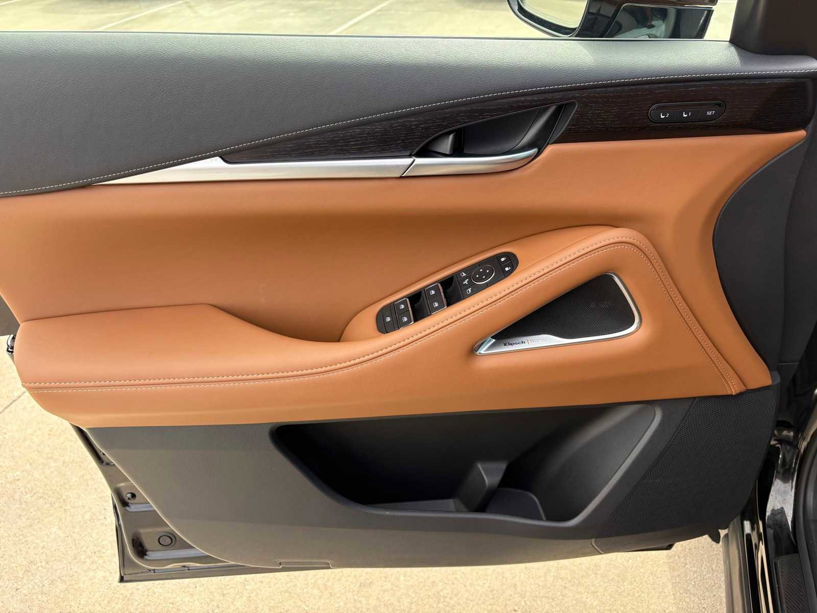 Used 2026 INFINITI QX60 Autograph w/ Dark Cargo Package image 13