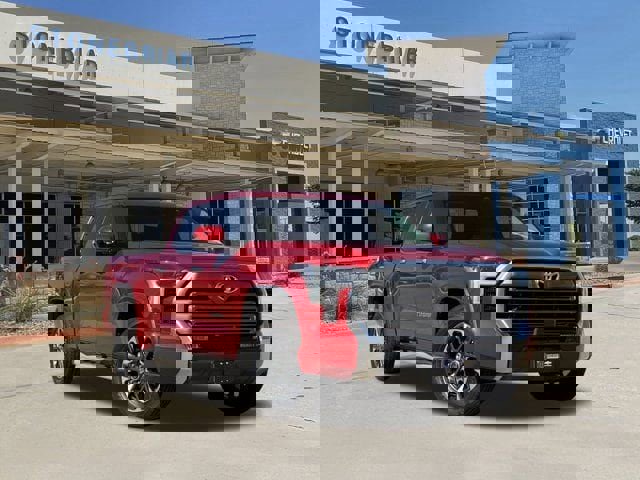 Used 2022 Toyota Tundra Limited image 2