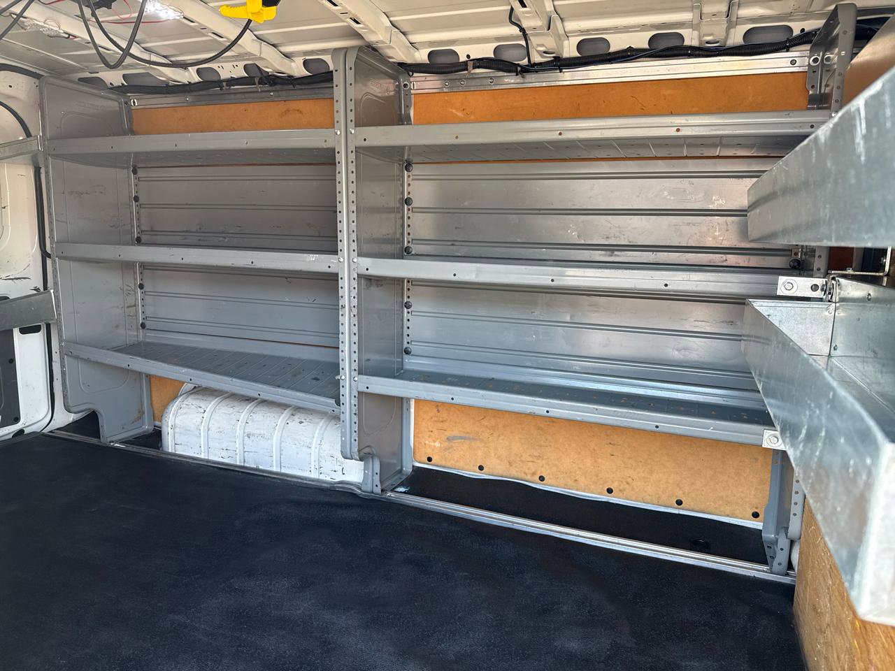 Used 2016 Nissan NV 2500 SV image 23