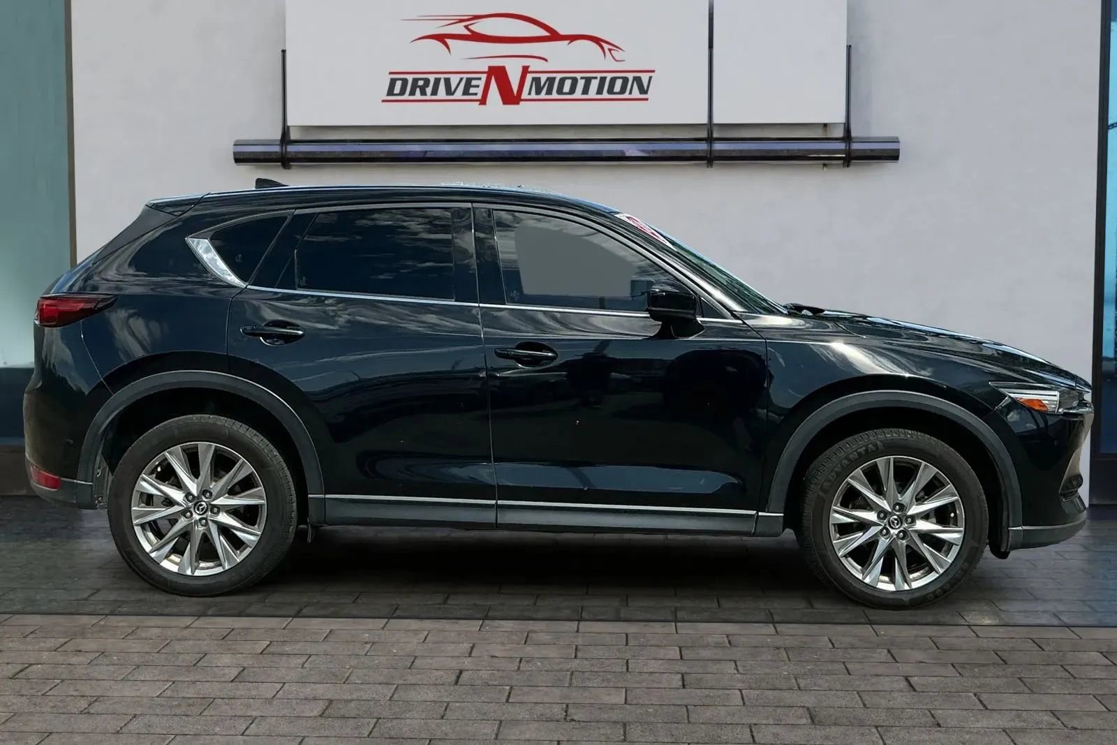 Used 2021 MAZDA CX-5 Grand Touring image 3
