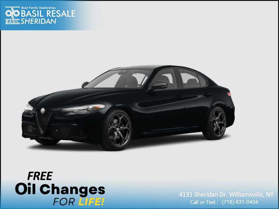 Used 2021 Alfa Romeo Giulia Sprint w/ Sun & Sound Package AWD/4WD image 1