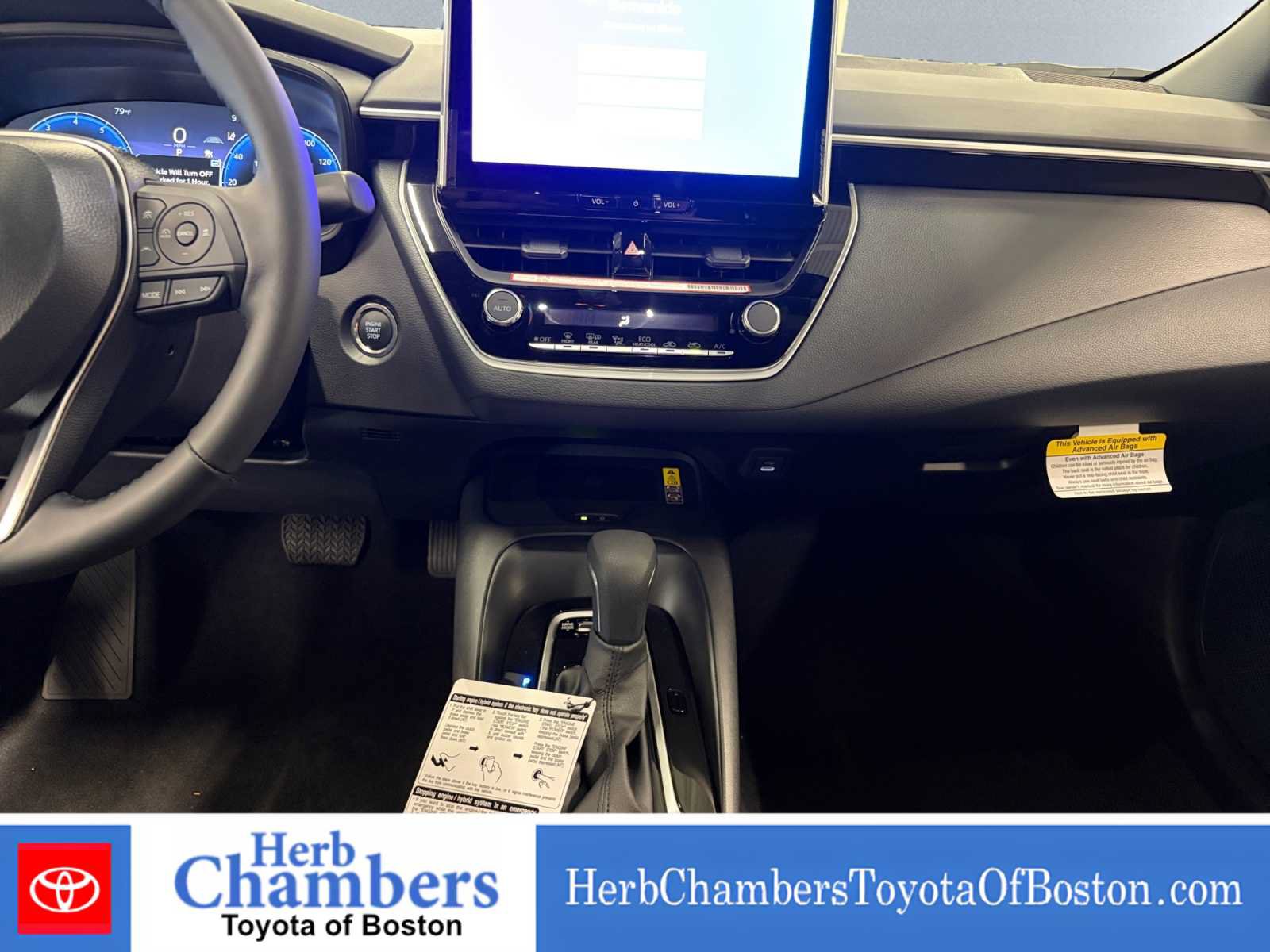 Used 2026 Toyota Corolla SE w/ SE Package FWD image 17